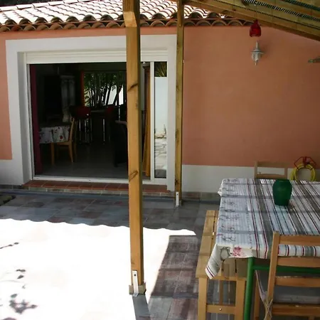 Semesterbostad Le Mazet *